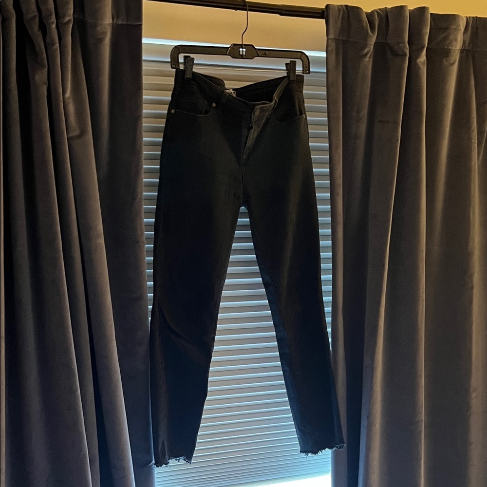 Women's PAIGE Black Skinny Leg Verdugo Ankle Frayed Jeans